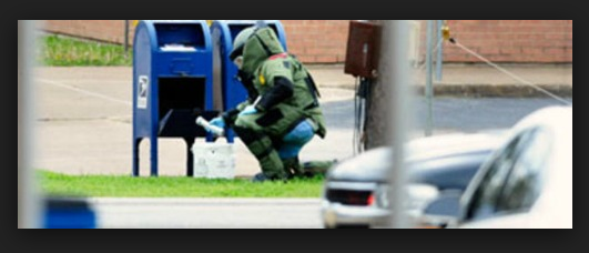Blue Mailbox Suspicious Contents.png