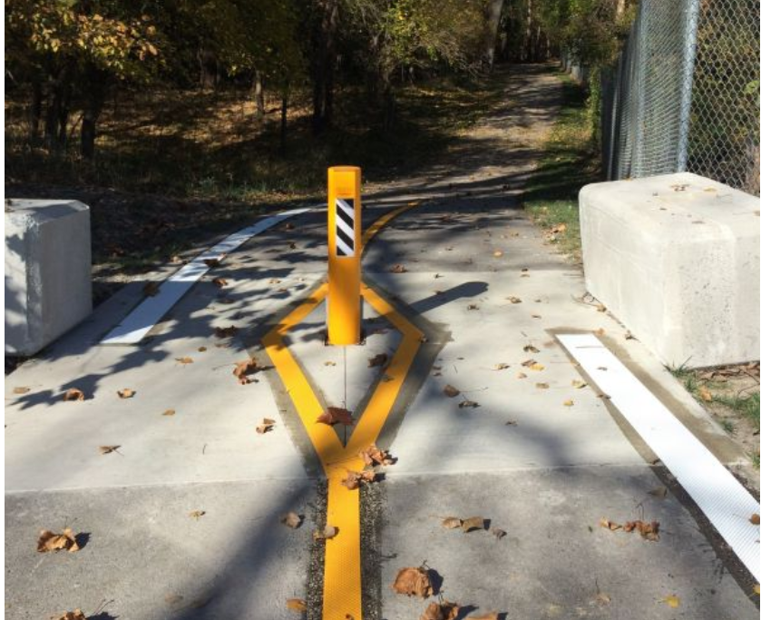 Bike Path Barrier.png