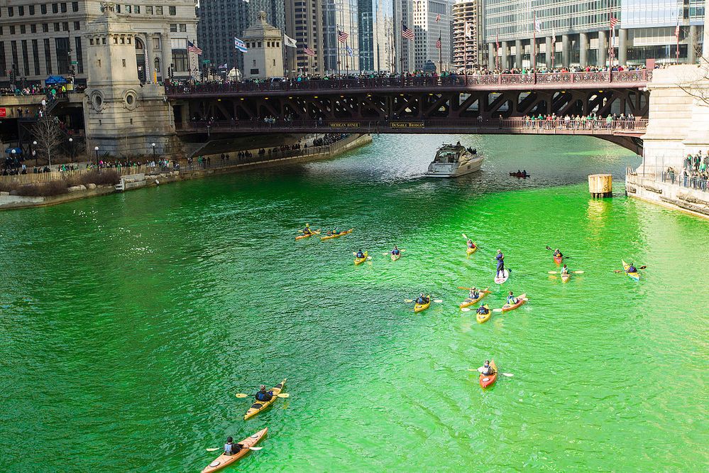 Chicago river is flowing green