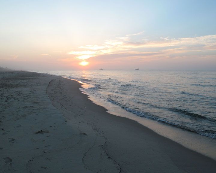 beachwalk.jpg