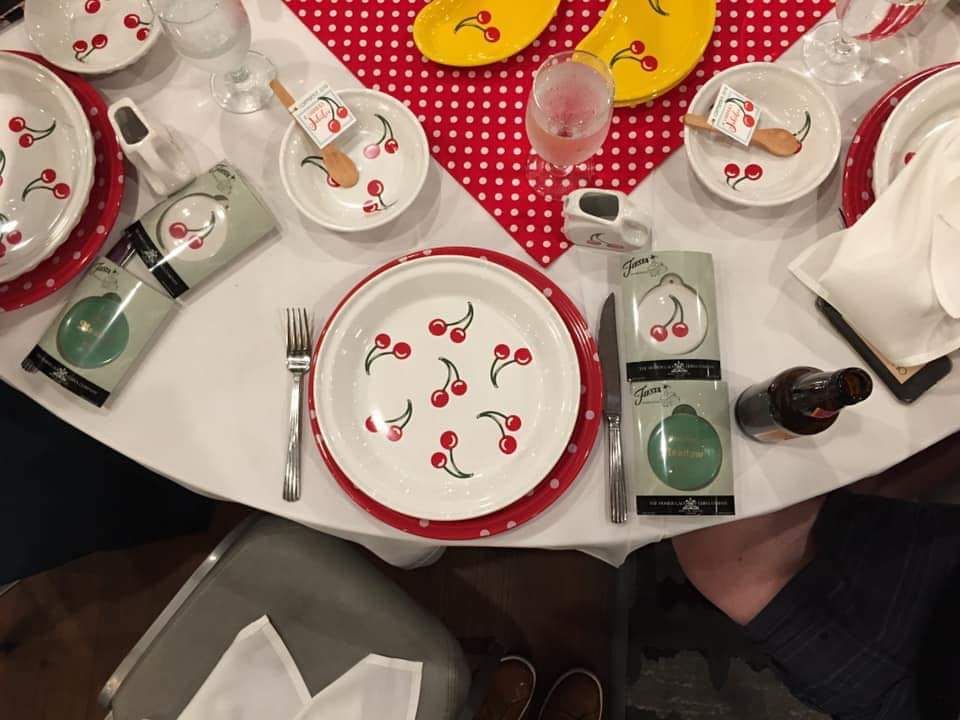 My place setting of gift item