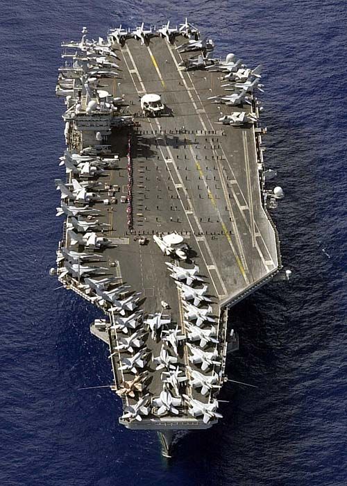 USS_Nimitz_(Nov._3,_2003) (1).jpg