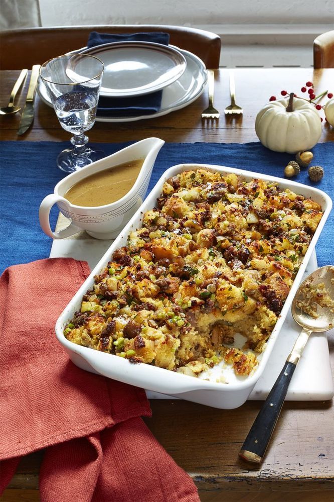 thanksgiving-side-dish-cornbread-sstuffing-1573235384.jpg