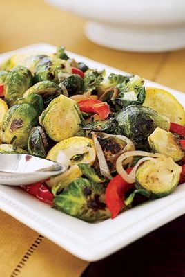 thanksgiving-side-dish-brussels-sprouts-squash-1573235382.jpg