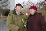 seniors-sharing-love-on-Valentines-Day.jpg