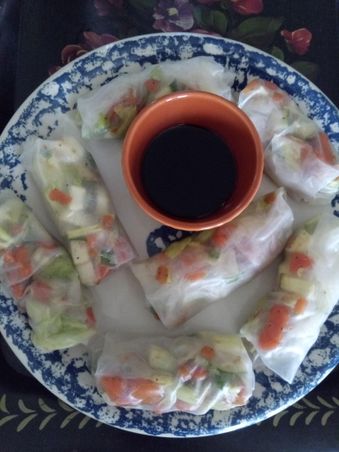 Fresh veggie spring rolls with walnuts