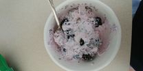 chia seed, berry yogurt