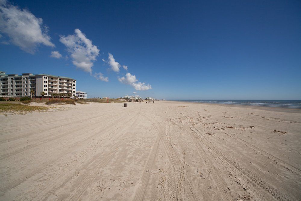 direct-beach-access-from.jpg