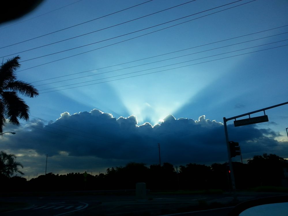 SUN.jpg