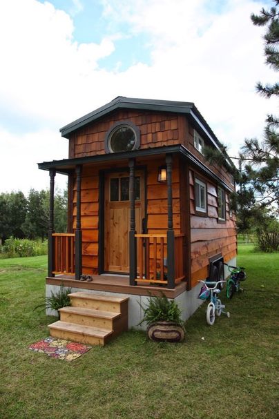 family-4-tiny-house.jpg