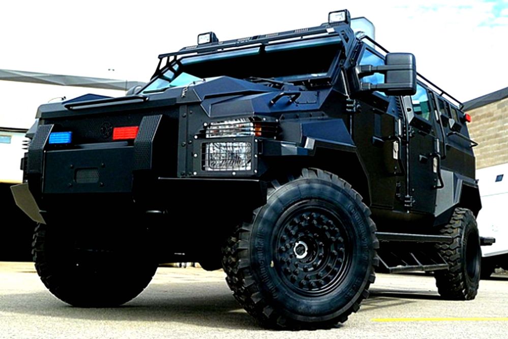 Armored-Swat-Vehicle-1.jpg