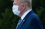 Looks like his collar is cutting off his windpipe. [Saul Loeb, AFP via Getty Images]