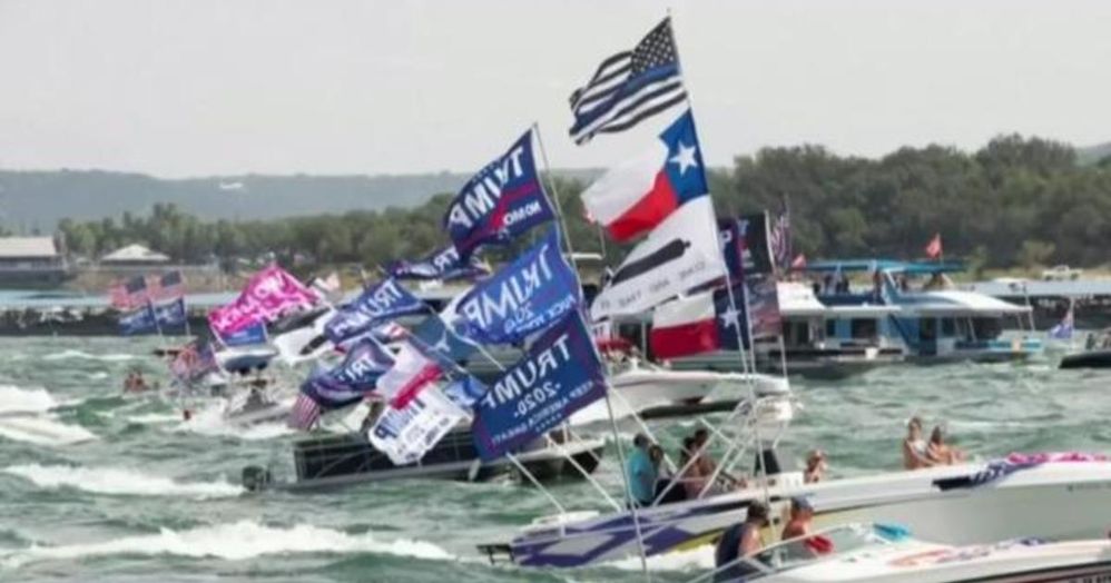 cbsn-fusion-boats-sink-during-trump-parade-in-texas-thumbnail-542615-640x360.jpg