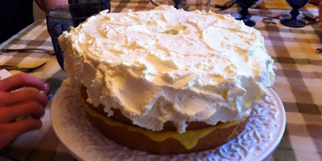 lemon-chiffon-cake-day-764x382.jpg