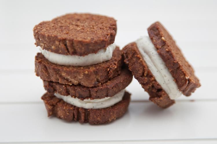 ice-cream-sandwich-day-fun.jpg
