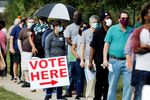 201102-voting-line-se-237p.jpg