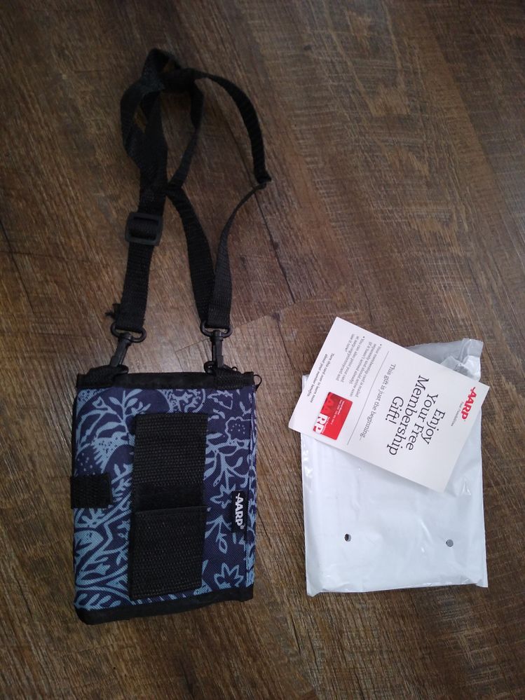 Blue Floral) Deluxe Travel Bag (AARP Membership R... - AARP Online Community