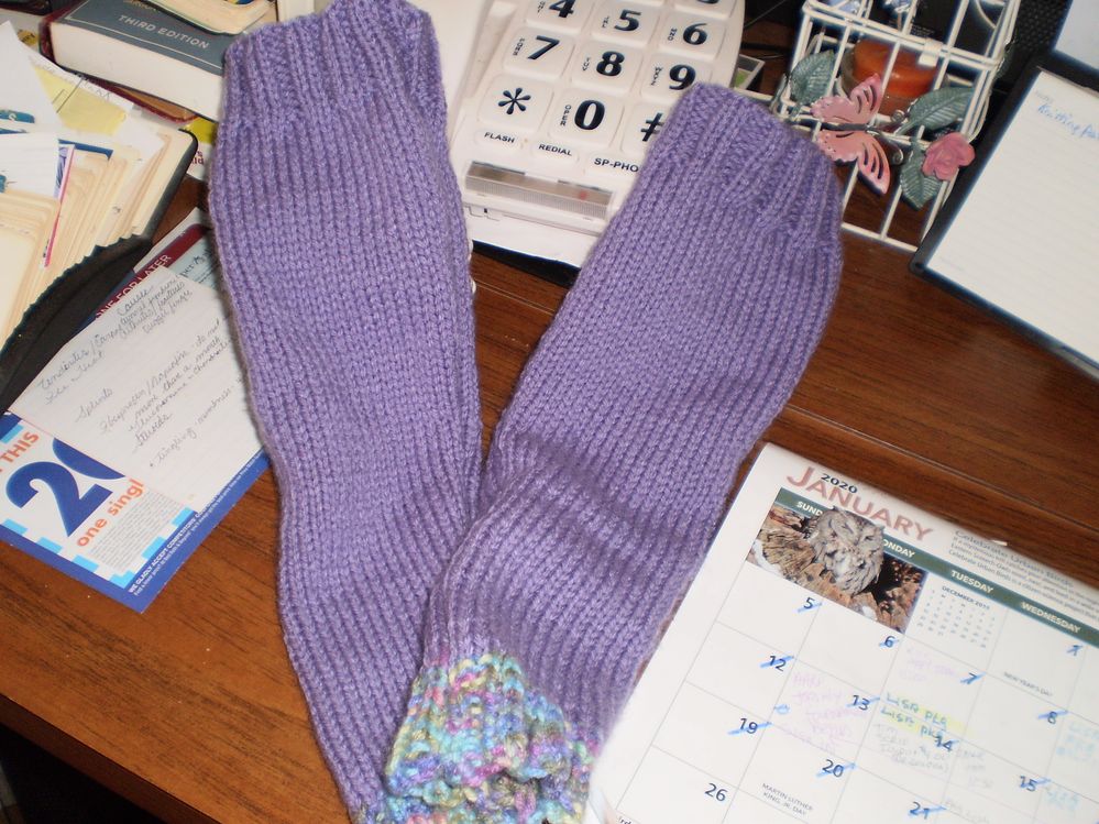 knitted fingerless opera style gloves