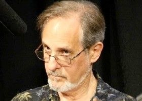 Head shot 1.jpg